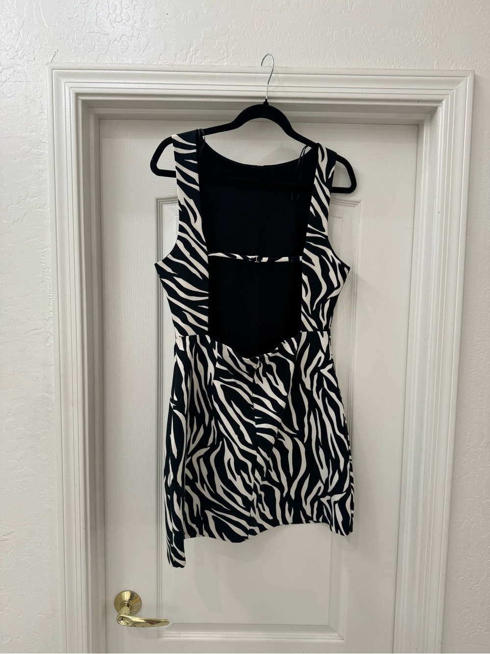 NWT Zara Black and White Zebra-Print Mini Dress - Picture 3 of 4